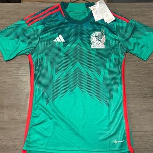 Mexico Jersey Size: Small/Slim Fit